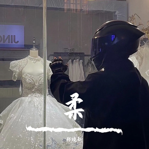 欧美六十路老妇
